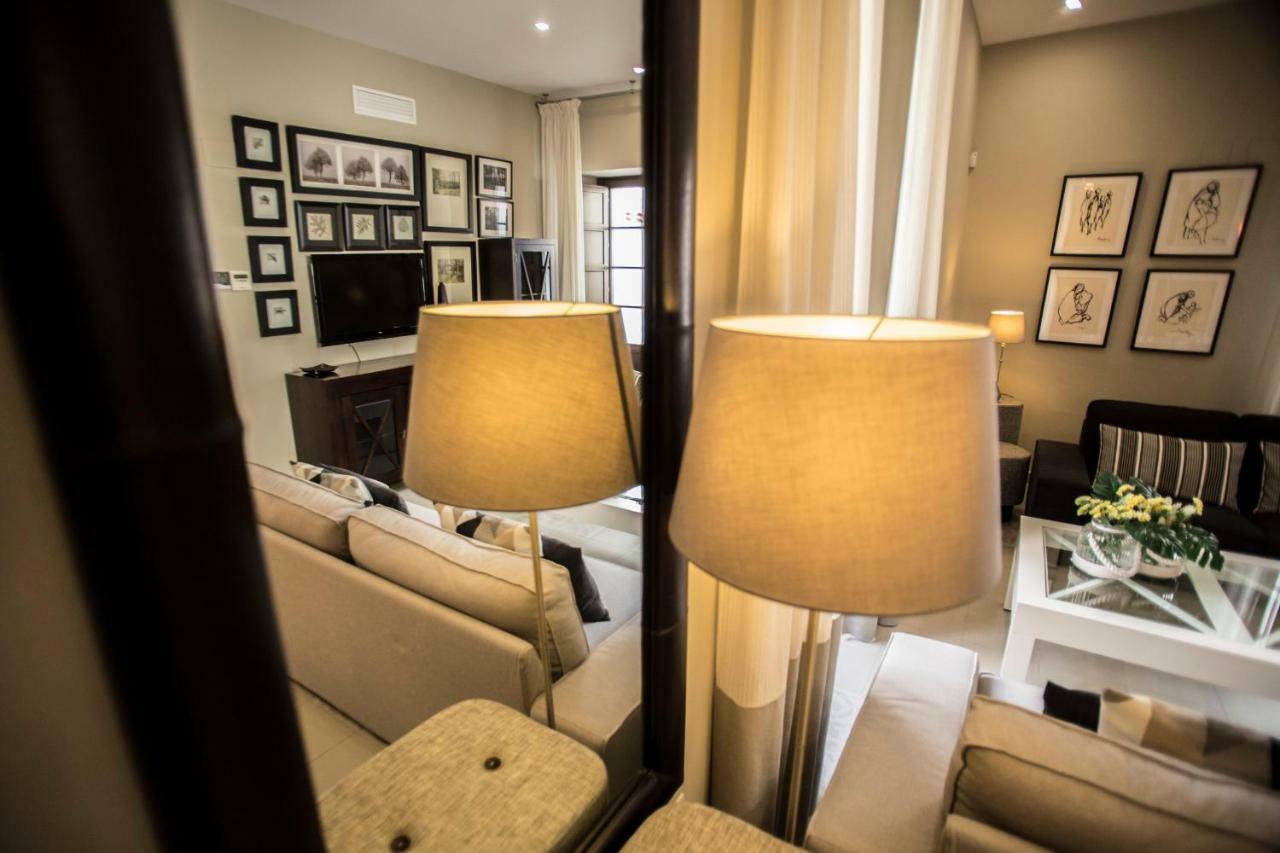 Md Casa Palacio Munoz Chaves Siglo XVIII Caces Exteriör bild