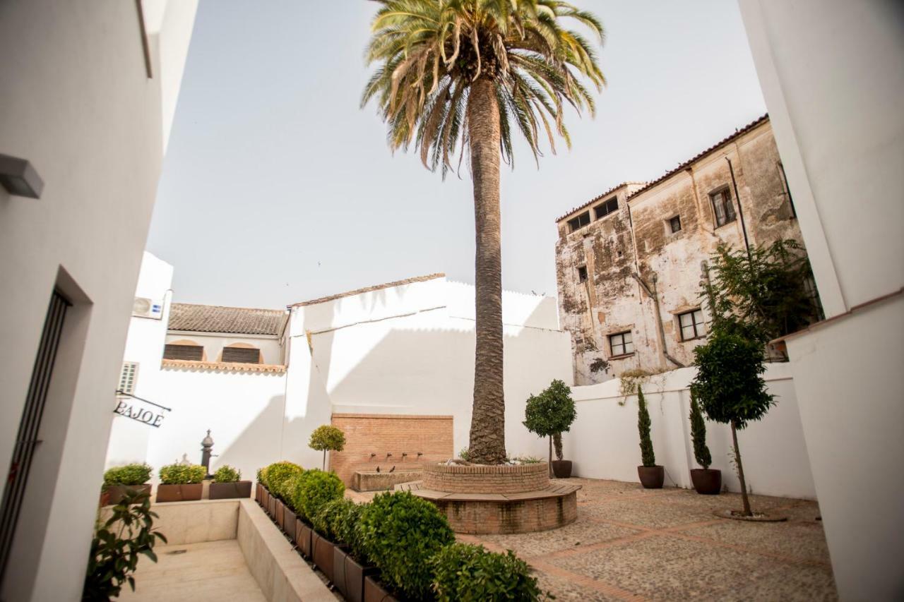 Md Casa Palacio Munoz Chaves Siglo XVIII Caces Exteriör bild